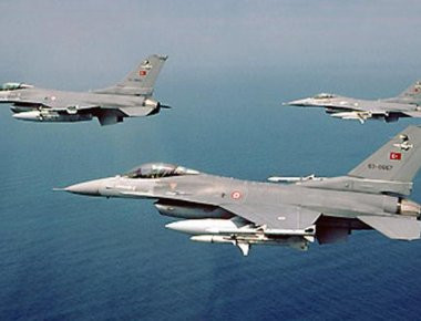 Δεν σταματούν οι Τούρκοι να προκαλούν στο Αιγαίο - 38 παραβιάσεις τουρκικών αεροσκαφών